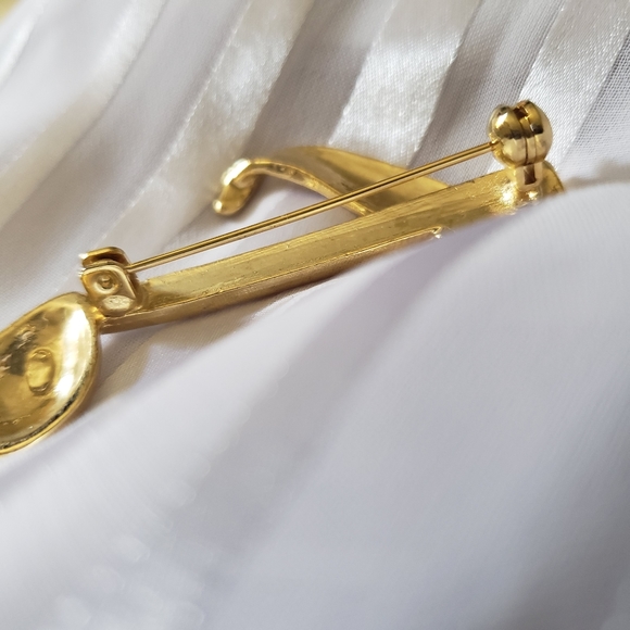 Music note brooch - Picture 2 of 4